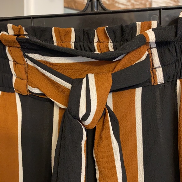 Angie Striped Culottes NWOT - Picture 4 of 9